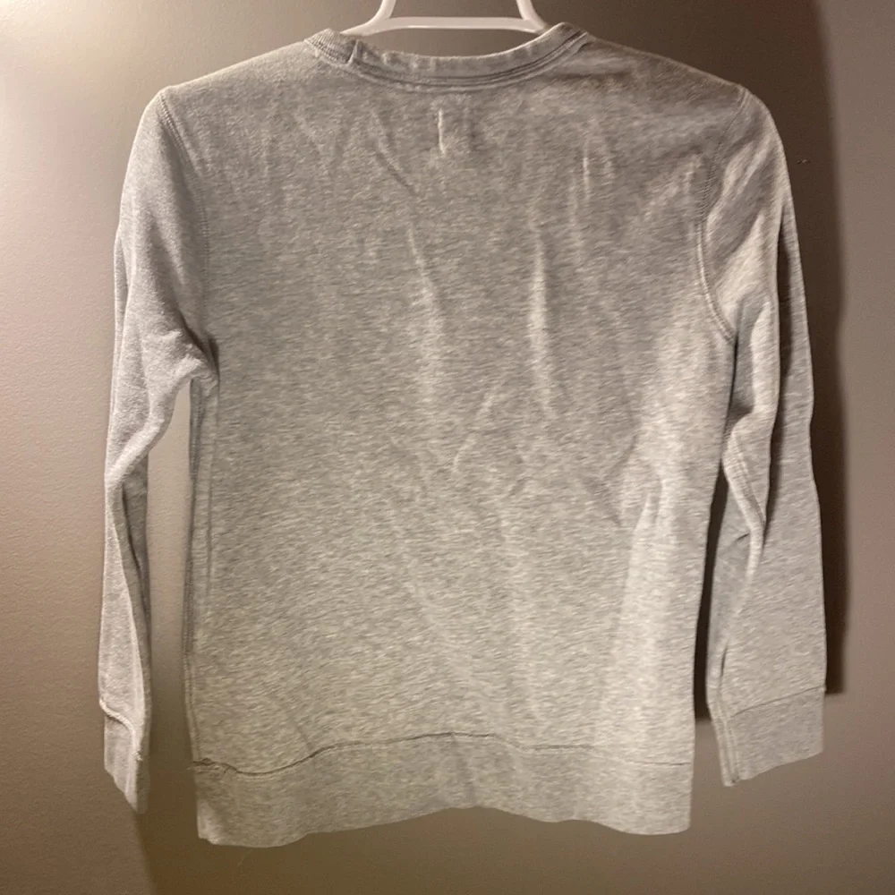 # 2 Gap pullover‎